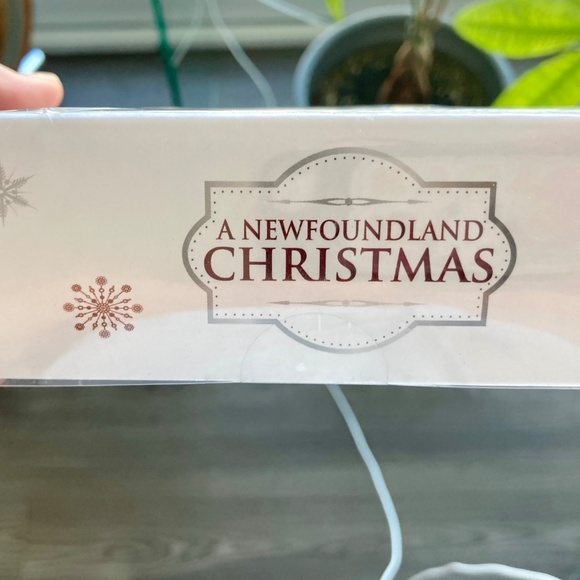 25 Christmas cards from Newfoundland, Canada - Picture 7 of 7